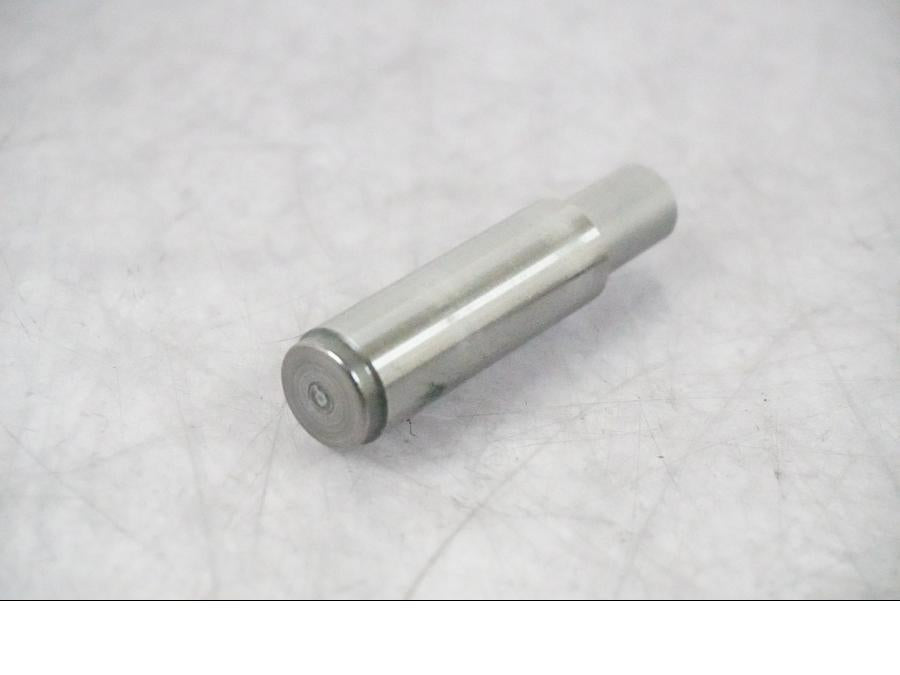 Vänster sida på Kamkedjesträckare från en BMW K 1200 S -2005 motorcykel.