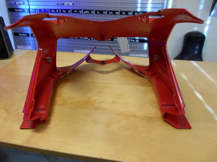 Snett uppifrån på Toppkåpa från en Ducati 899 Panigale -2014 motorcykel.