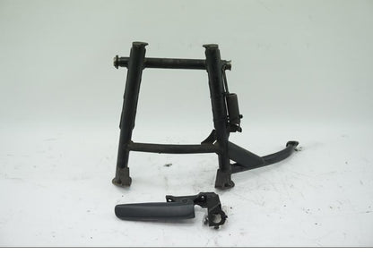 Framsidan på Centralstöd från en Honda ST 1100 -1999 motorcykel.