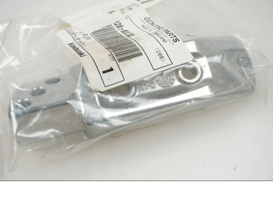 Baksidan på Fotpinne från en Kawasaki Ninja 1000SX -2020 motorcykel.