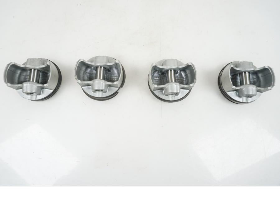 Extrabild3 på Kolv från en Suzuki GSF 650 -2007 motorcykel.