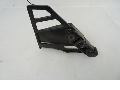 Höger sida på Fotpinnefäste från en Yamaha FZ 750 -1988 motorcykel.