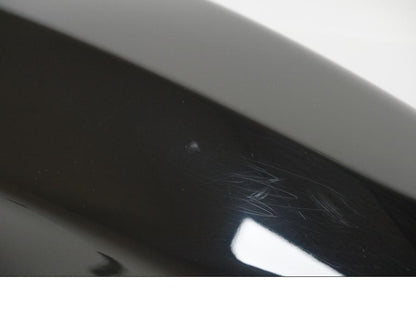 Snett uppifrån på Bensintankskåpa från en BMW G 310 R -2021 motorcykel.