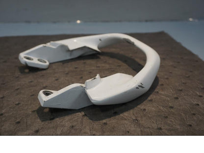 Höger sida på Passagerarhandtag från en Honda NSR 125 -1998 motorcykel.