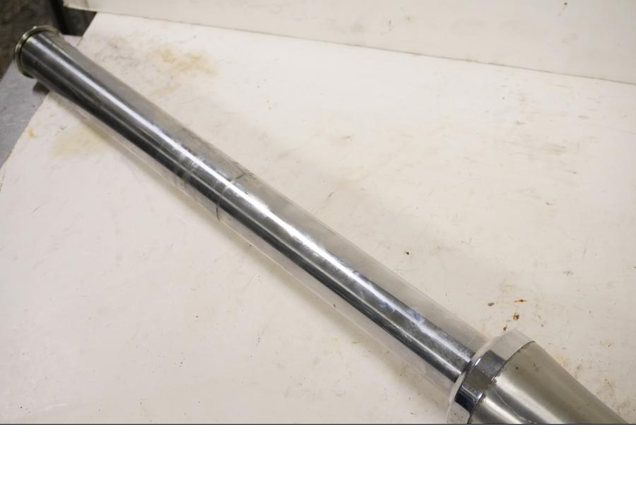 Höger sida på Gaffelben från en Suzuki VS 800 -1994 motorcykel.