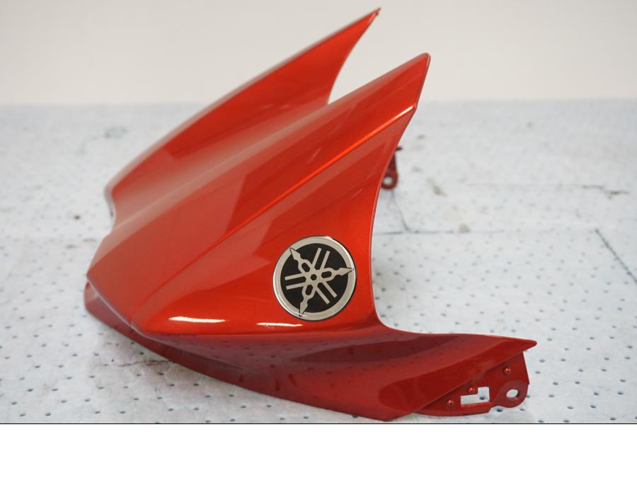 Höger sida på Bensintankskåpa från en Yamaha YZF 1000 R1 -2006 motorcykel.