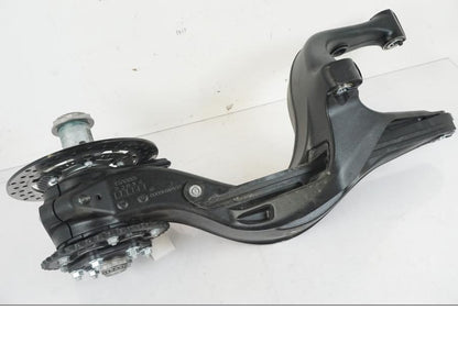 Extrabild5 på Sving från en KTM 1290 Super Duke R EVO -2023 motorcykel.