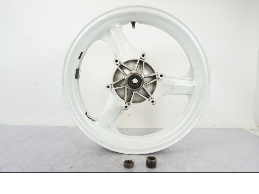 Framsidan på Fälg från en Honda CBR 1000 F -1989 motorcykel.