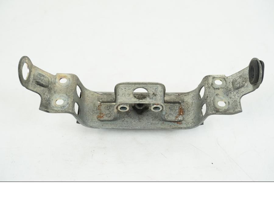 Framsidan på Bensintankfäste från en Yamaha FZR 1000 -1990 motorcykel.