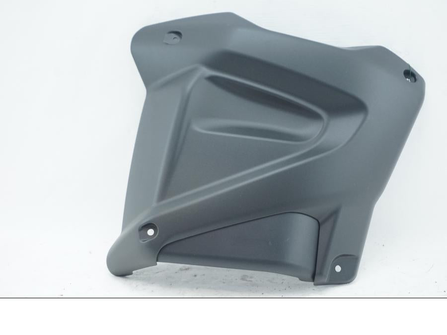 Framsidan på Sidkåpa från en Yamaha XT 1200 Z -2012 motorcykel.