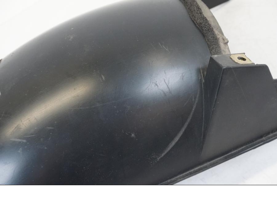 Snett uppifrån på Undertail från en BMW K 1200 LT -2004 motorcykel.