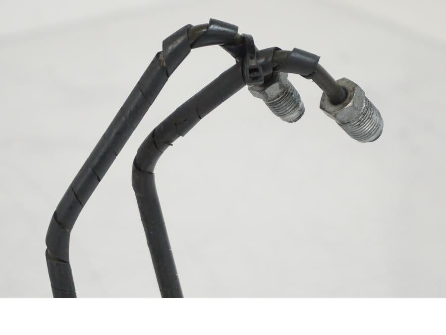 Höger sida på Bromsledning från en BMW F 650 CS -2002 motorcykel.