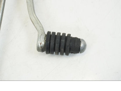 Baksidan på Växelpedal från en Yamaha XT 1200 A -2010 motorcykel.