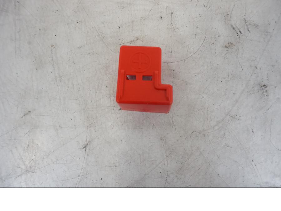 Höger sida på Batterikåpa från en KTM 1290 Super Duke R -2023 motorcykel.