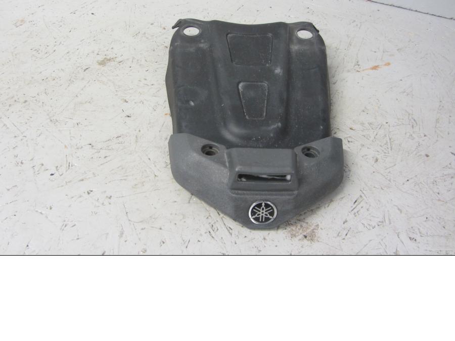 Baksidan på Pakethållare från en Yamaha XT660Z Tenere -2009 motorcykel.