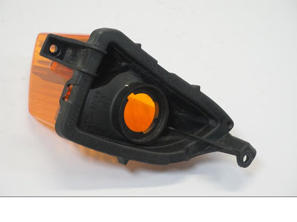 Snett nerifrån på Blinkersglas från en Honda VFR 800 -2005 motorcykel.