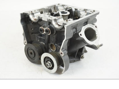 Extrabild4 på Topplock från en Ducati Hyperstrada -2013 motorcykel.