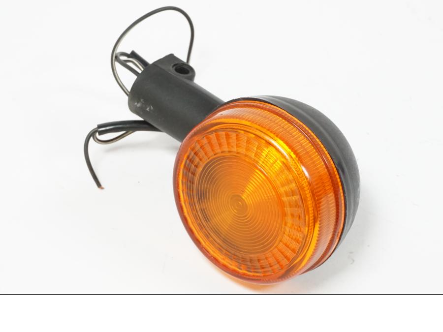 Framsidan på Blinkers från en Yamaha XJ 750 -1982 motorcykel.