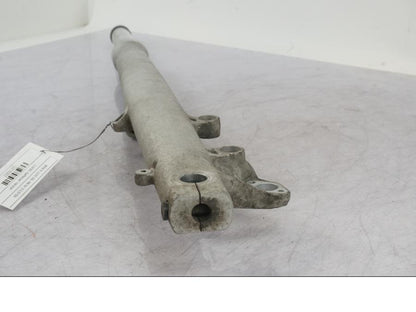 Framsidan på Gaffelben från en BMW R 1100 GS -1998 motorcykel.