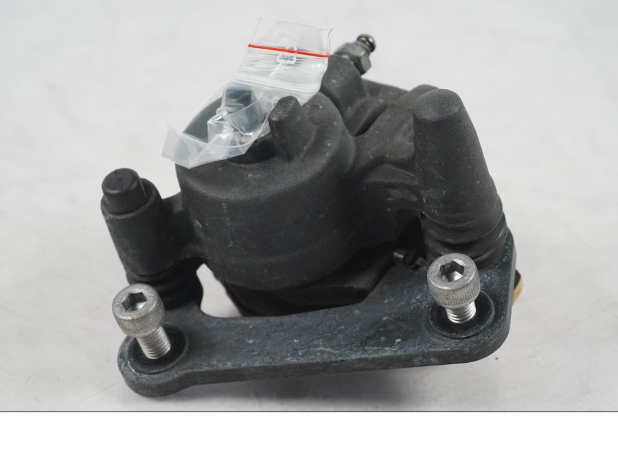 Framsidan på Bromsok från en Kawasaki ER-6N ABS -2010 motorcykel.