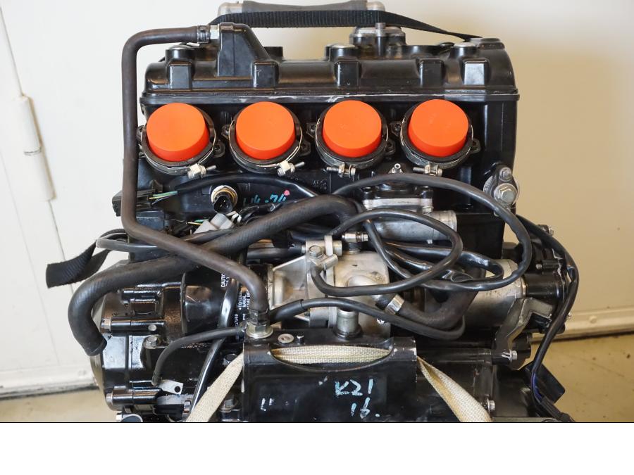 Extrabild5 på Motor från en Kawasaki ZX-6R -2011 motorcykel.