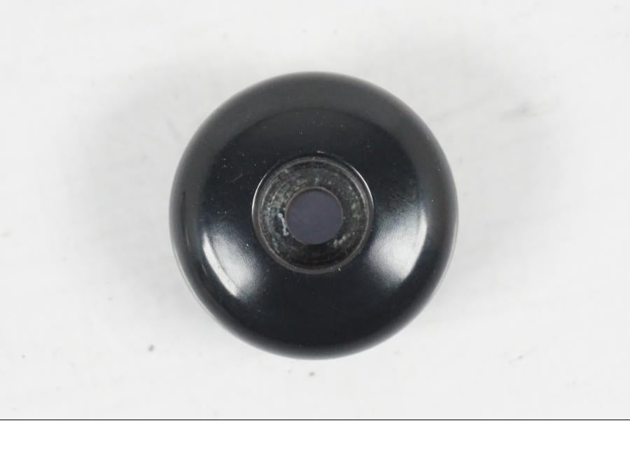 Höger sida på Styrvikt från en Yamaha YZF 1000 R1 -2007 motorcykel.