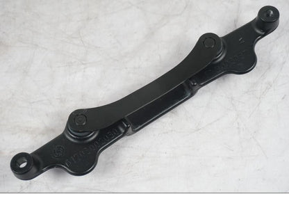 Vänster sida på Bensintankfäste från en KTM 1290 Super Duke R -2022 motorcykel.