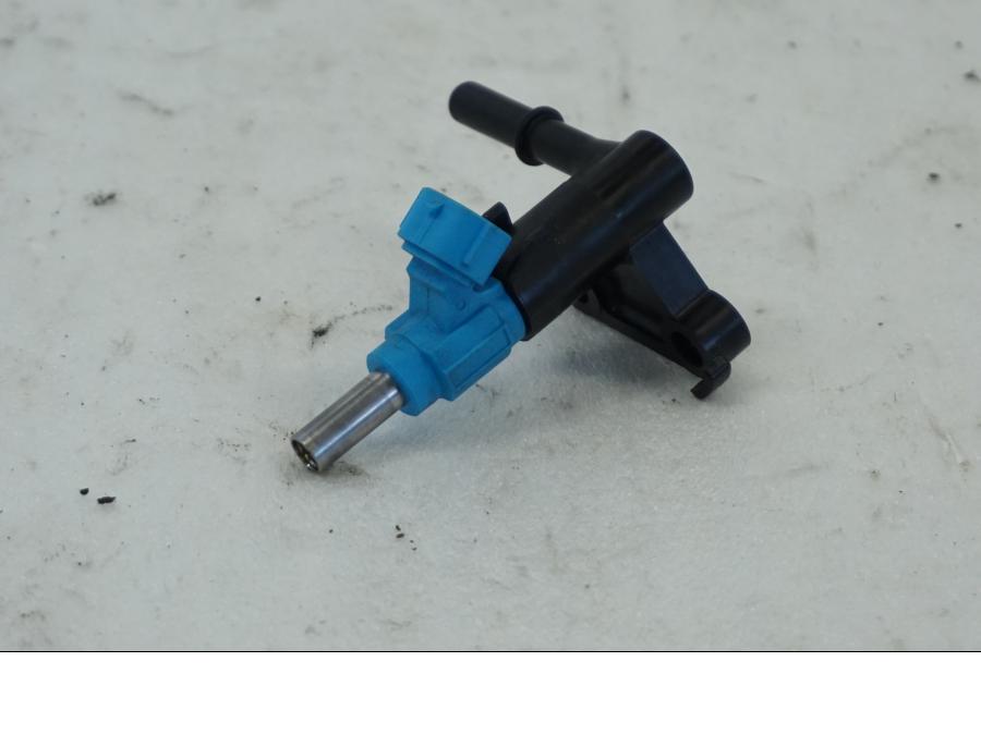 Framsidan på Spridare från en Suzuki DL 1000 -2016 motorcykel.