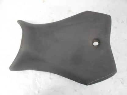 Framsidan på Sadel från en Yamaha YZF-R 125 -2012 motorcykel.