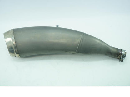 Framsidan på Ljuddämpare från en Suzuki GSX-R 1000 -2009 motorcykel.