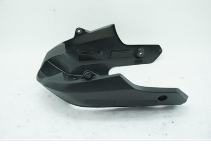 Baksidan på Magkåpa från en Suzuki DL 1000 -2005 motorcykel.