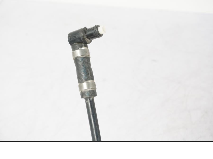 Extrabild4 på Fuel Rail från en BMW R 1200 GS -2005 motorcykel.