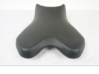 Baksidan på Sadel från en Yamaha YZF R6 -2009 motorcykel.