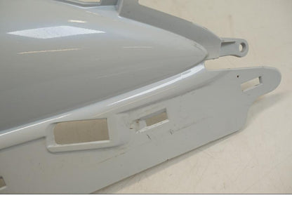 Höger sida på Luftintag från en Suzuki GSX 1300 R -2017 motorcykel.