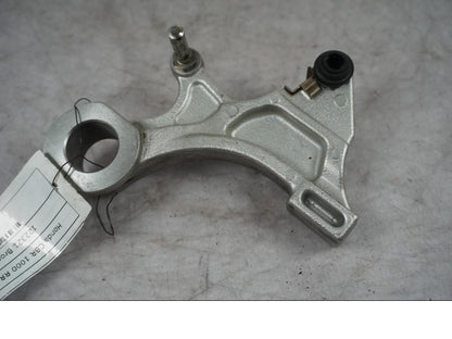 Vänster sida på Bromsoksfäste från en Honda CBR 1000 RR -2007 motorcykel.