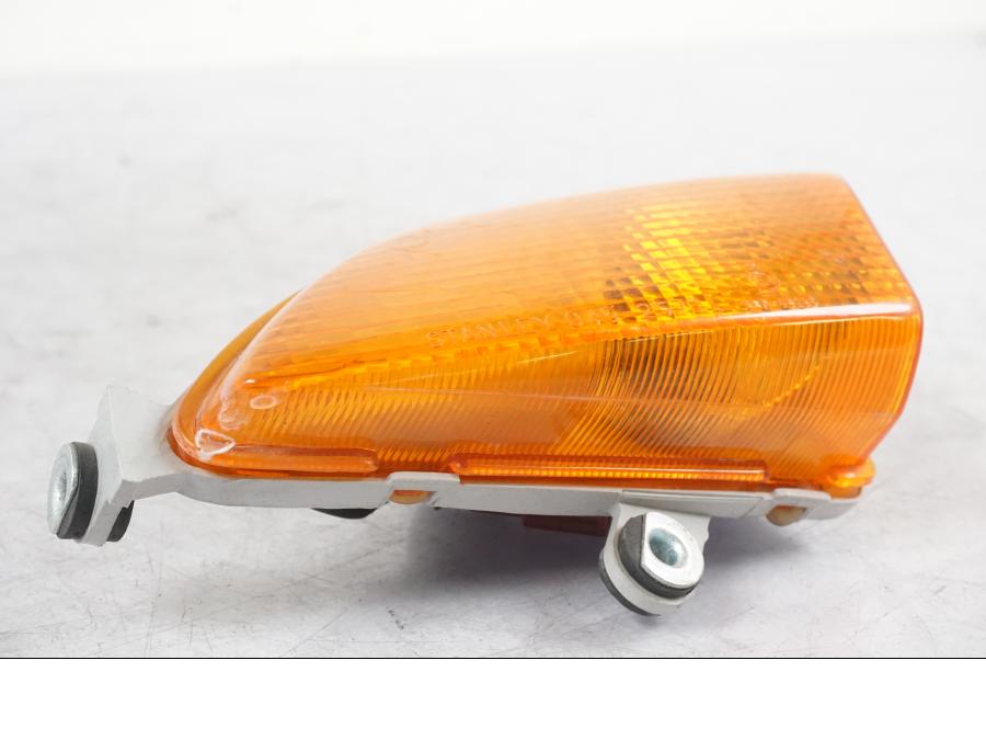 Vänster sida på Blinkers från en Honda CBR 1000 F -1989 motorcykel.