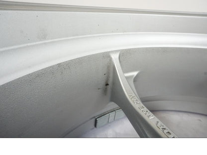 Extrabild4 på Hjulpaket från en Honda VFR 1200 -2010 motorcykel.