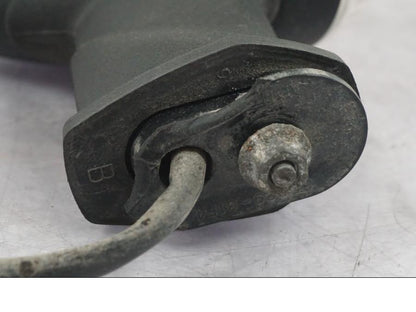 Snett nerifrån på Blinkers från en Suzuki GSF 1250 -2010 motorcykel.