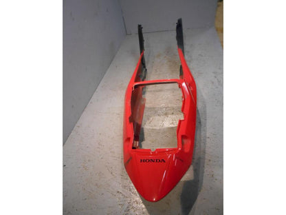 Vänster sida på Bakvinge från en Honda CBR 125 R -2007 motorcykel.