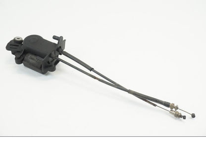 Framsidan på Avgasspjäll från en BMW R 1200 GS -2018 motorcykel.