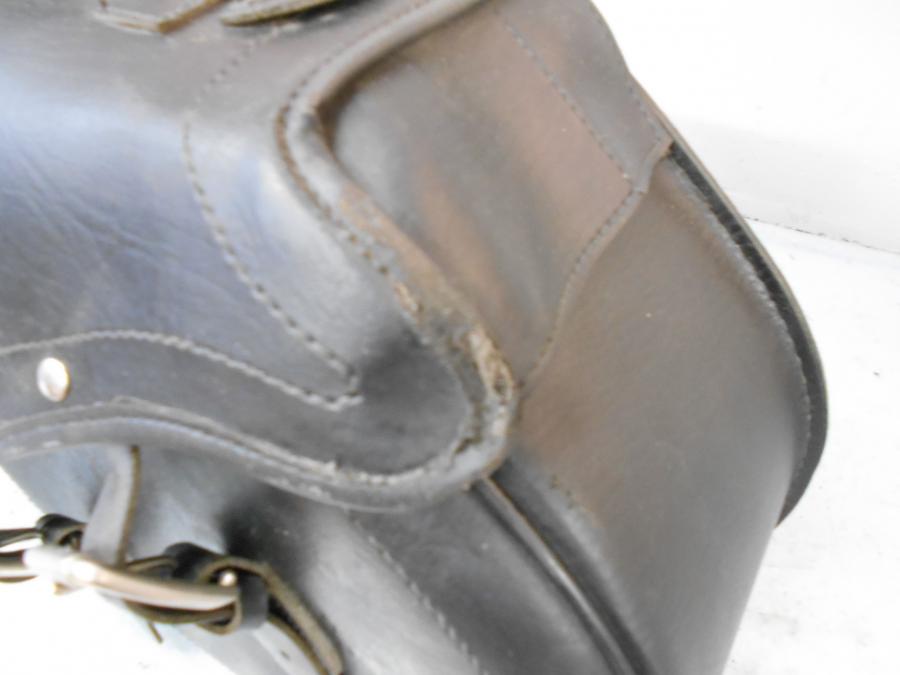 Extrabild2 på Sidoväska från en Kawasaki VN 1600 Mean Streak -2007 motorcykel.