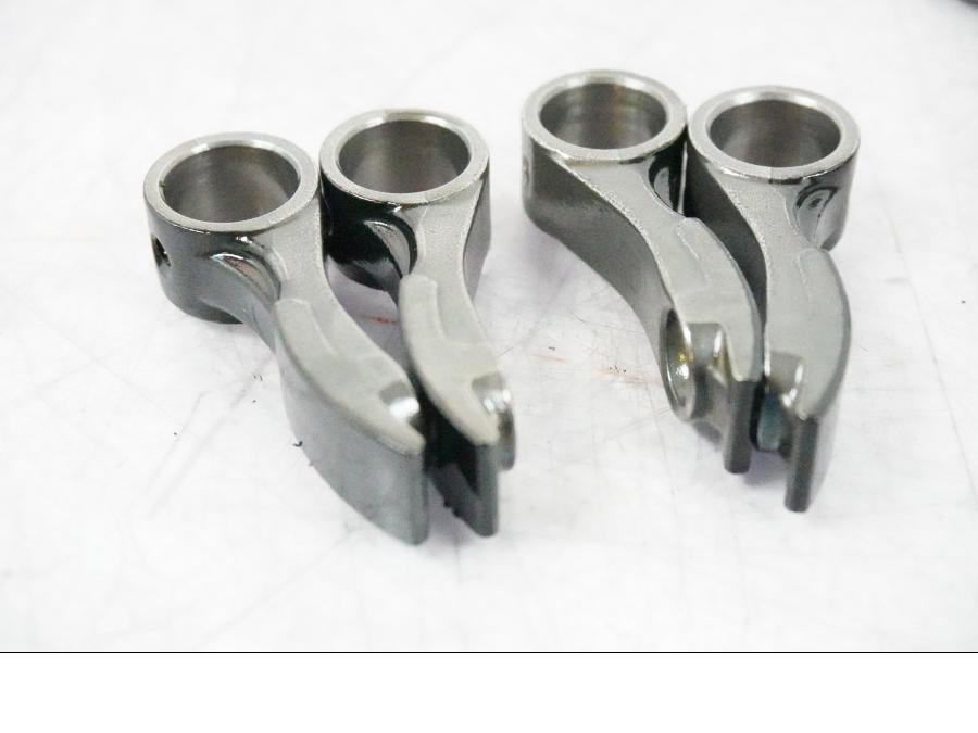 Snett uppifrån på Kamaxel från en BMW R 1200 GS -2010 motorcykel.