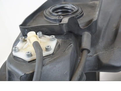 Extrabild3 på Bensintank från en BMW K 1200 LT -2004 motorcykel.