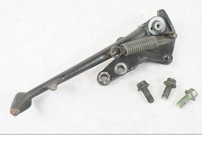 Framsidan på Sidostöd från en Honda CBR 1000 F -1999 motorcykel.