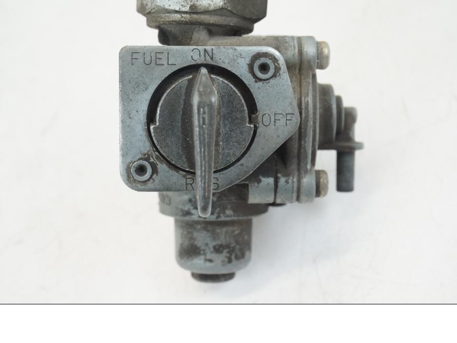 Snett uppifrån på Bensinkran från en Honda CB 750 -2002 motorcykel.