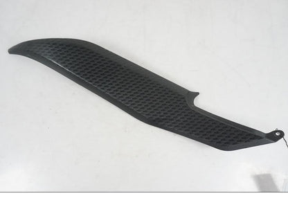 Framsidan på Bensintankskåpa från en Kawasaki ER-6N ABS -2010 motorcykel.