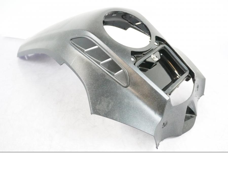 Vänster sida på Bensintankskåpa från en BMW R 1250 GSA -2021 motorcykel.