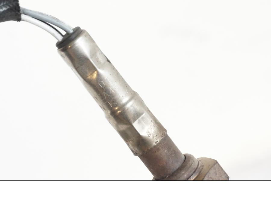 Höger sida på Lambdasond från en Suzuki GSX-R 600 -2007 motorcykel.