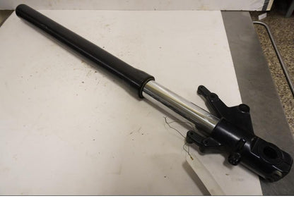 Framsidan på Gaffelben från en KTM 625 Duke II -2002 motorcykel.