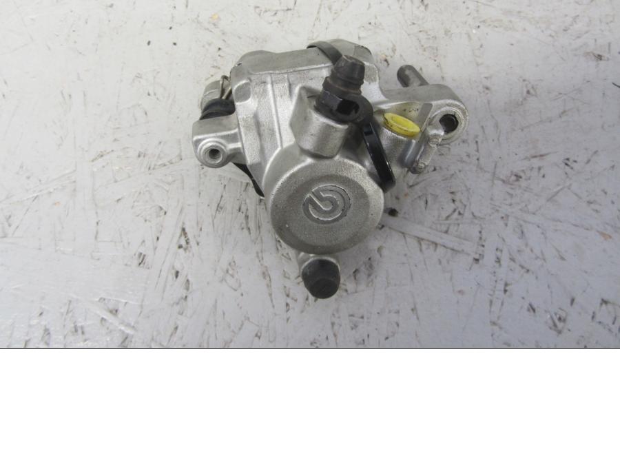 Framsidan på Bromsok från en Yamaha XT660Z Tenere -2009 motorcykel.